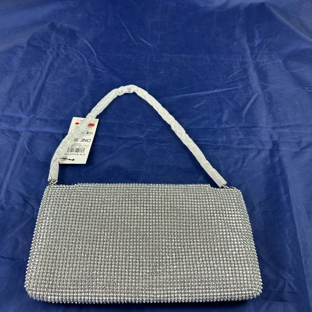I.n.c. International Concepts Mesh East West Baguette Bag Silver NWT. - Picture 2 of 6